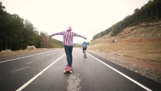 Скоростной спуск на лонгборде в Белокуриха-2 (downhill skateboarding)