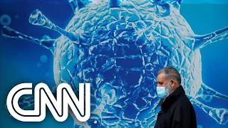 Circulação do coronavírus deve continuar em 2022, diz infectologista | JORNAL DA CNN