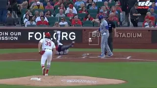 Contreras Gets Hit With Swing and Breaks his Arm