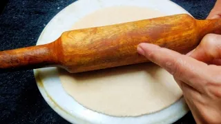 HOW TO HOLD A ROLLING PIN WHILE MAKING A ROTI | YOU'LL BE ABLE TO MAKE A PERFECT ROUND ROTI 💯