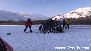 Джип на  реке собь 24.02.2017 часть1