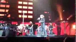Bon Jovi and Kid Rock - Bad Medicine/Old Time Rock'n'Roll - London (25th June 2010)