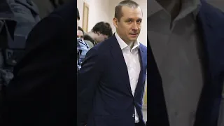 Сколько денег нашли у полковника Захарченко?