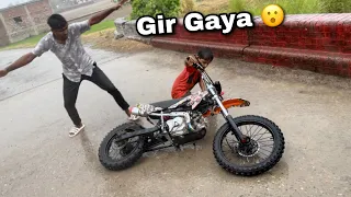 Zeeshan Dirt Bike Se Gir Gaya Barish Main 😯