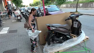 unboxing SYM SYMPHONY ST 200cc scooter 2020