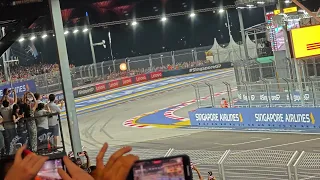 F1 Singapore GP 2023 - F1 cars roars at 1st lap