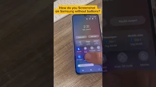 How do you screenshot on Samsung without buttons? #samsung #samsunggalaxy #screenshot #shorts