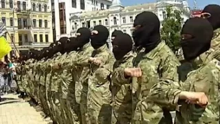18 августа 2014, Из Киева в зону АТО отправились новобранцы Азова