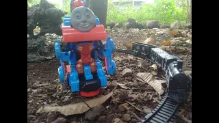 Unboxing dan Merakit Mainan Kereta Api Super Classical Choochoo , TOBOT ( Thomas Robot )