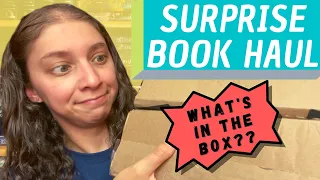An Unexpected Unboxing and Book Haul || August 2022 [CC]