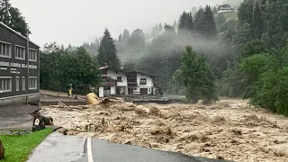 #Austria Storms in #Austria, mudslides in the #Stubaital, violent thunderstorms over #Tyrol