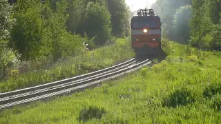 ТЭП70-0306 со скорым фирменным поездом №10 Псков-Москва.