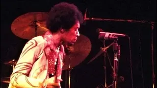 Jimi Hendrix EARTH BLUES(Machine Gun:Jimi Hendrix The Fillmore East First Show 12/31/69)(GTRImprov2)