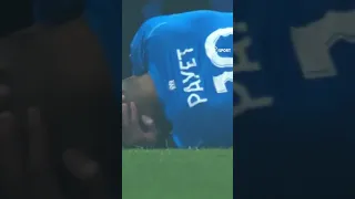 Match suspended 🤦‍♂️ After Dimitri payet was Hit By Bottle Water #marseille #lyon #ligue1 #football
