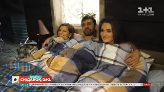 Как снимают постельные сцены в сериале "Танька и Володька" - Телесніданок
