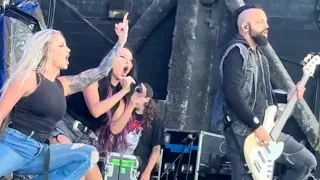 Butcher Babies - RED THUNDER (Live in Tampa, FL 7-21-23)