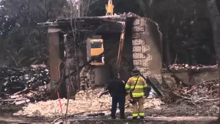 Tearing down historic Fresno house gutted by fire