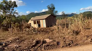 AS CHUVAS NO RIO GRANDE DO SUL -MUITOS AJUDANDO OS IRMÃOS BRASILEIROS GAUCHOS