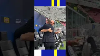 🇮🇹🇺🇦 Андрія Шевченка дуже люблять в Мілані! | 📹: АС Milan