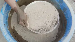 Pure Mud powder mixing in water and paste play