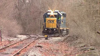 CSX L418 with CSX 4436 Switching Tracks near Schenck Road in Crawfordsville, Indiana