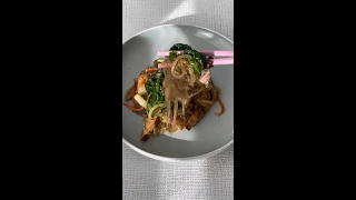 [How I Cook] japchae : korean glass noodle stir fry