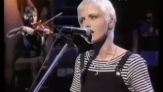 Dolores O'riordan & Cranberries - No need to argue, Dreaming my dreams