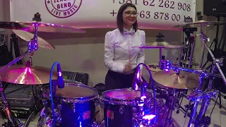 Miljana Bubanj GoPro cam (Ocajne Domacice Bend) Nesvil, DRUMS GIRLS