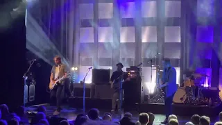 Jason Isbell and The 400 Unit covering Drivin’ N’ Cryin’ «Honeysuckle Blue, Oslo Nov 7 2022