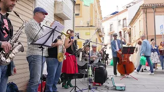 Honey River Jazz Band - On the Sunny Side of the Street