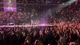 Madonna sings Prince Kiss in Twin Cities Celebration Tour