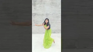 Dance on-Chaka Chak Recreating Sara Ali Khan #AtrangiRe #sara alikhan #akshaykumar #shorts #ytshorts