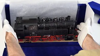 Unboxing Class 81 - Steiner Modellwerke - Gauge 1 Brass Small Series Steam Locomotive BR 81 - Review