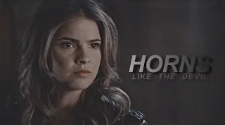 [Malia Tate] Horns