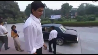 Shahrukh khan unseen video in his school