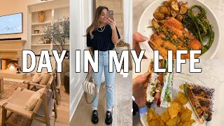 What I Eat in a Day (New Recipes), Trader Joes Haul, Huge Makeup & Clothes Unboxing | Julia & Hunter
