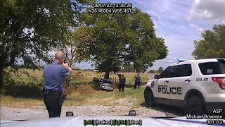 Arkansas State Police pursuit - SPIKE STRIPS DEPLOYED - suspect ends up in ditch, AR-15 in seat