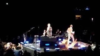 Josh Groban (and Josh) "The Prayer" at MSG in NYC 11-14-11