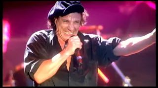 AC/DC- Shoot To Thrill (Live Olympiastadion, Munich Germany, June 14th 2001)