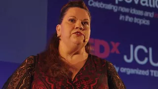 Think outside the bus | Julie-Ann Lambourne | TEDxJCUCairns