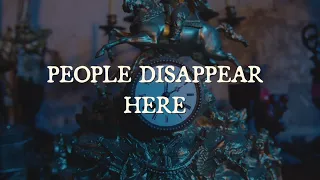 Halsey - People Disappear Here (Lyric Video)