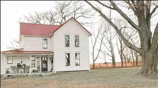 1893 Authentic Restoration Farmhouse Tour