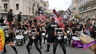 Compañía de tambores/batucada Lucha y Tambo en #1AñoSinJusticia