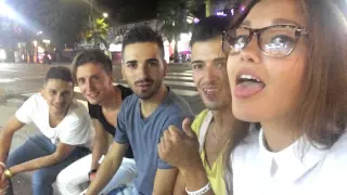 BANANAS NOCHES SELFIE WITH A STRANGER/LLORER DE MAR/Селфи с незнакомцем/Lloret de Mar