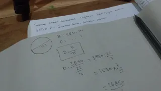 sebuah taman berbentuk lingkaran kelilingnya adalah 3850 m diameter taman tersebut adalah