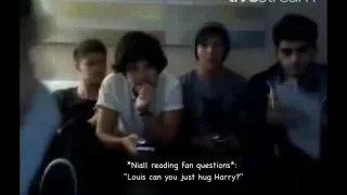 Larry Stylinson *major* Proof Series: Louis & Harry HOLDING HANDS during a livestream!