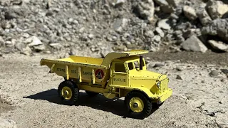 Dinky toys Euclid 965 rear dump truck