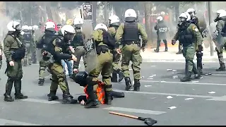 Βίντεο ντοκουμέντο του avgi.gr με την αναίτια και άγρια επίθεση των ΜΑΤ στην πορεία