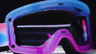 Quick look at the Giro Axis Goggle & Ella Snow Goggles