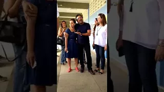 professor discute com alunos na ufrn